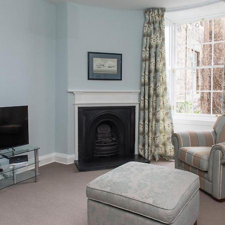 Gorgeous Central Edinburgh 3-Bedroom Apartment מראה חיצוני תמונה