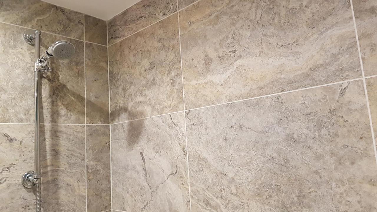Gorgeous Central Edinburgh 3-Bedroom Apartment מראה חיצוני תמונה