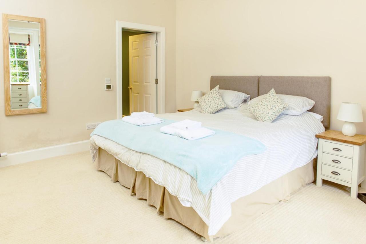 Gorgeous Central Edinburgh 3-Bedroom Apartment מראה חיצוני תמונה