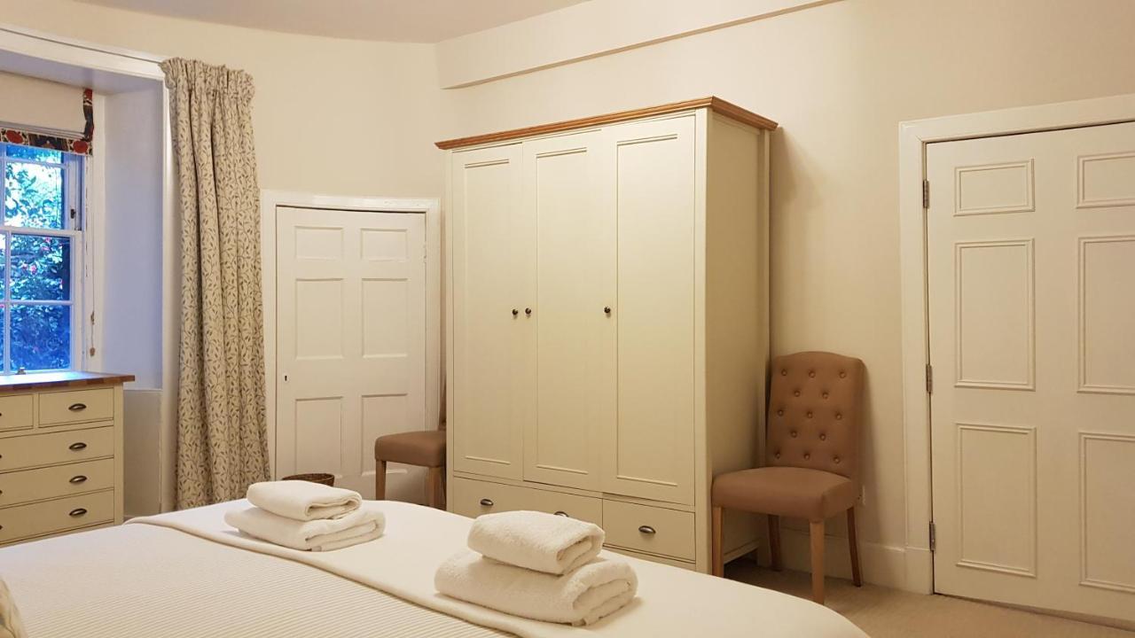 Gorgeous Central Edinburgh 3-Bedroom Apartment מראה חיצוני תמונה
